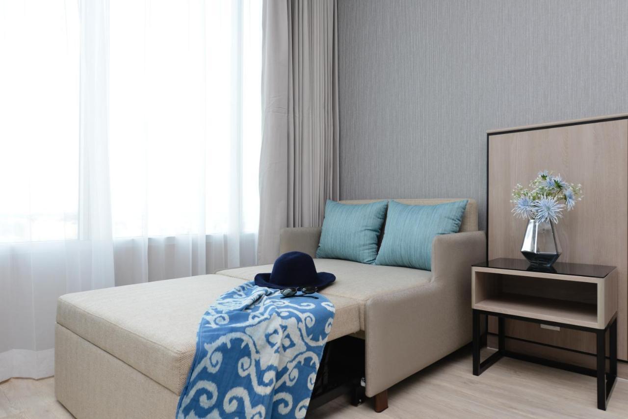 Centre Point Hotel Terminal21 Korat ناخون راتشاسيما المظهر الخارجي الصورة A sofa bed
