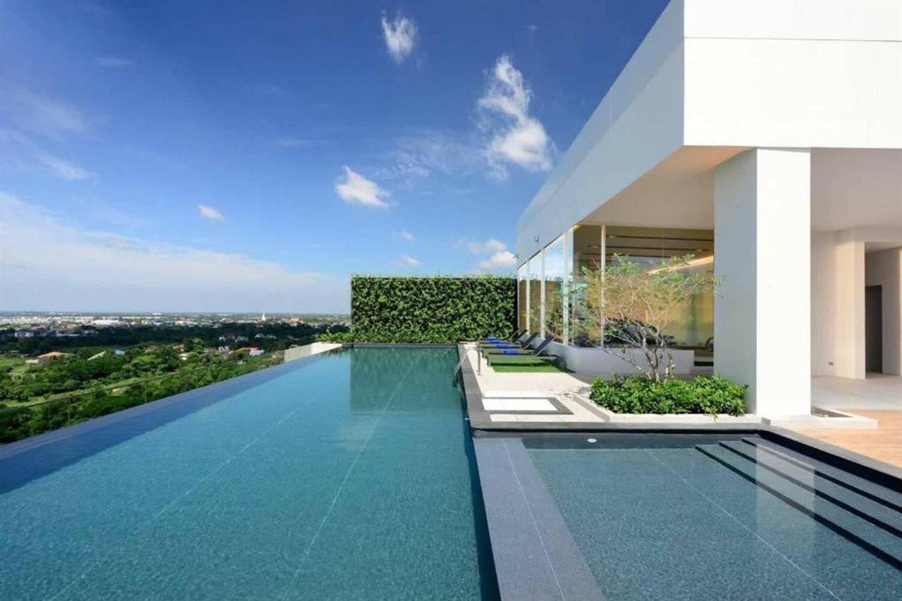 Centre Point Hotel Terminal21 Korat ناخون راتشاسيما المظهر الخارجي الصورة The Sky Terrace