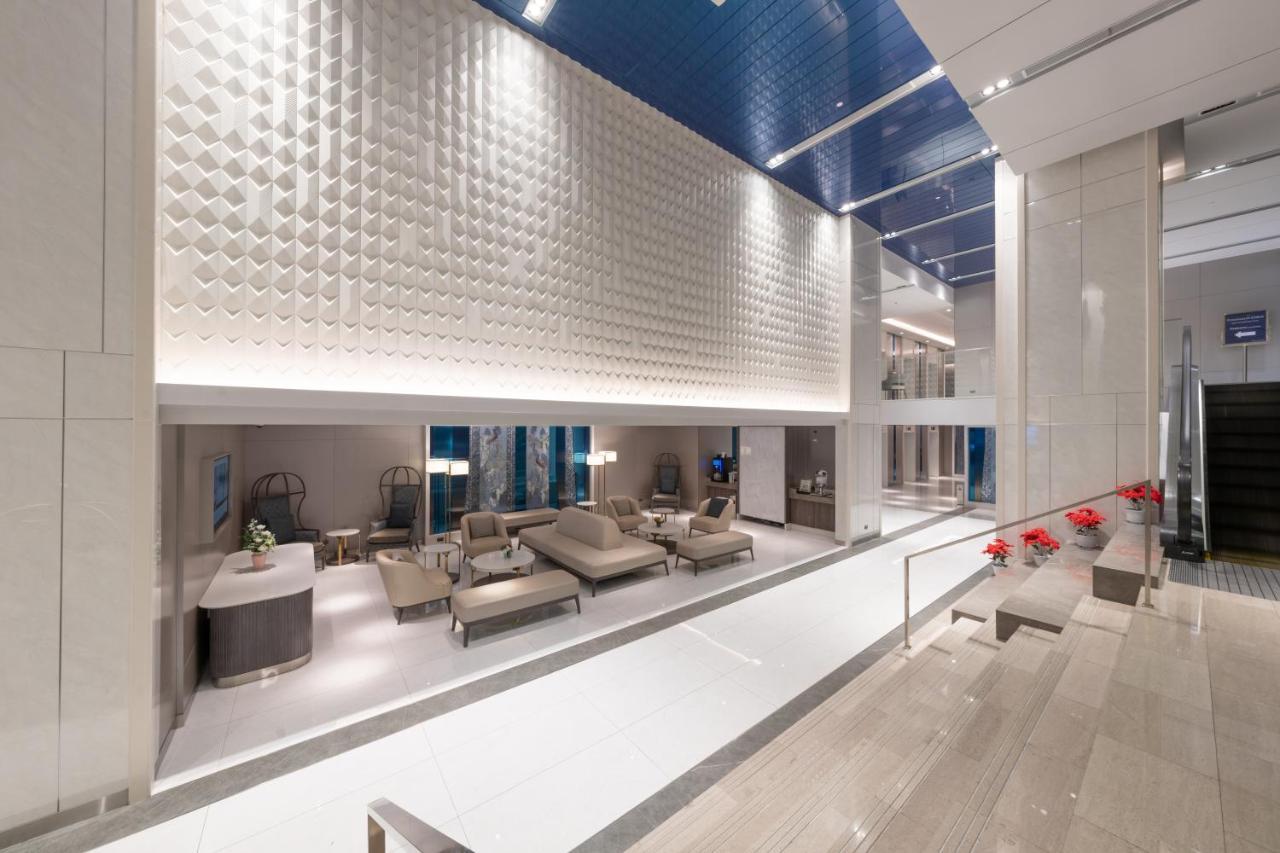 Centre Point Hotel Terminal21 Korat ناخون راتشاسيما المظهر الخارجي الصورة The lobby of the hotel